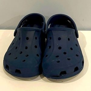 Childrens crocs, size 10/11
